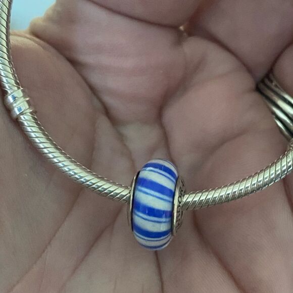 Authentic Pandora Retired Blue Candy Stripes Murano Glass Charm - Picture 1 of 2